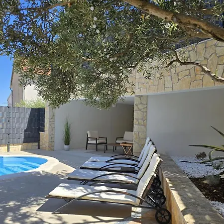 Jakasa * Trogir