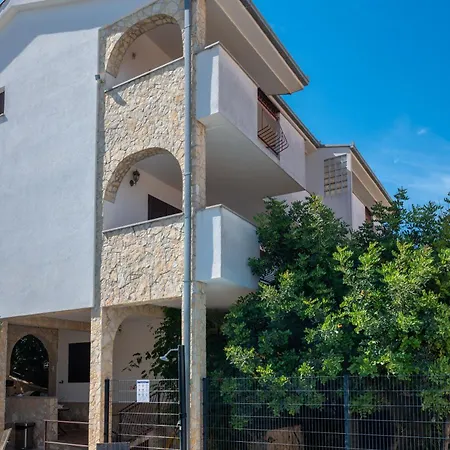 Jakasa Vikendica Trogir