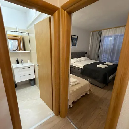 Vikendica Jakasa Trogir